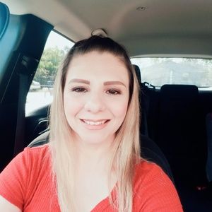 Meet your Posher, Ericka